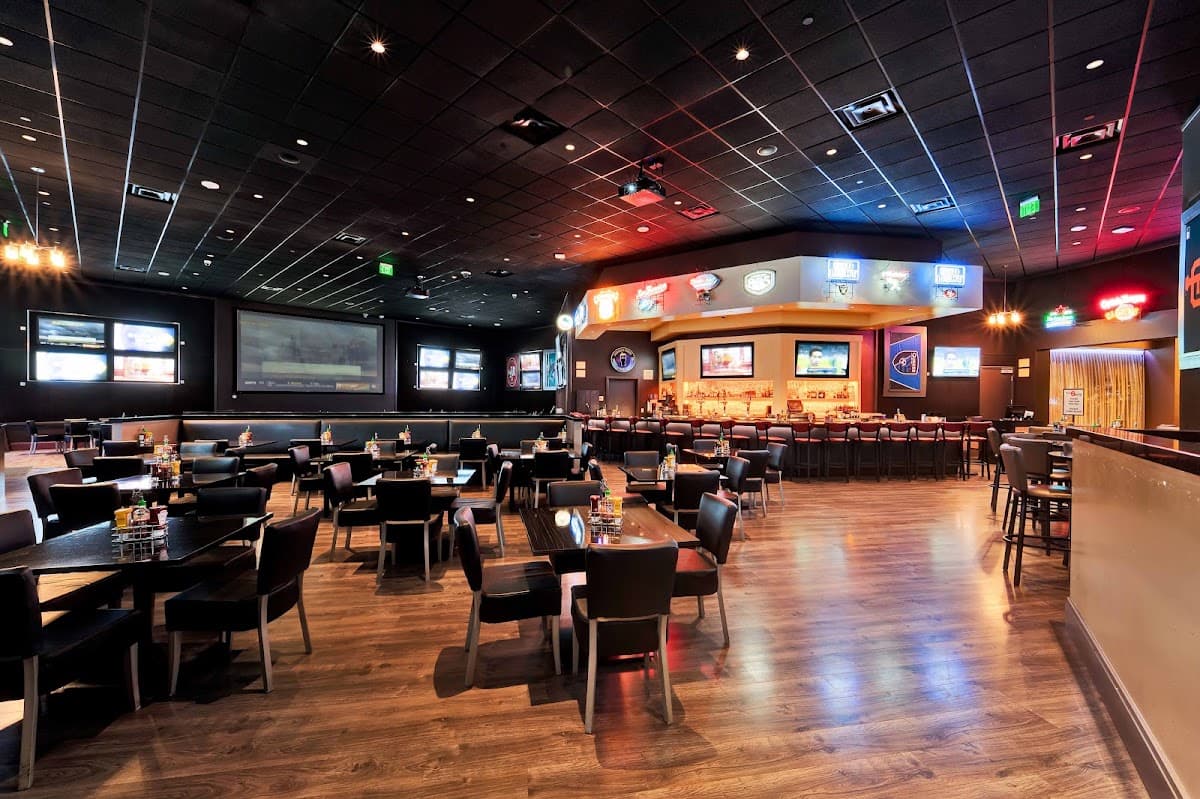 Zone 8 Sports Bar & Grill — North San Jose, San Jose