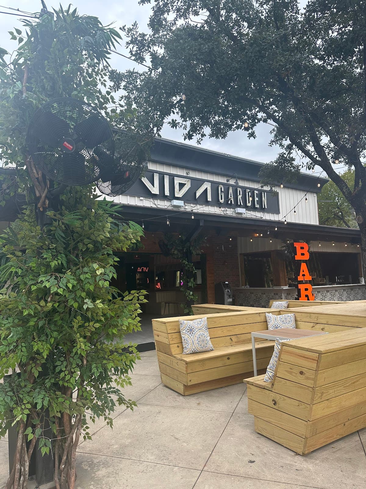 Vida Gardens — South Central Houston, Houston