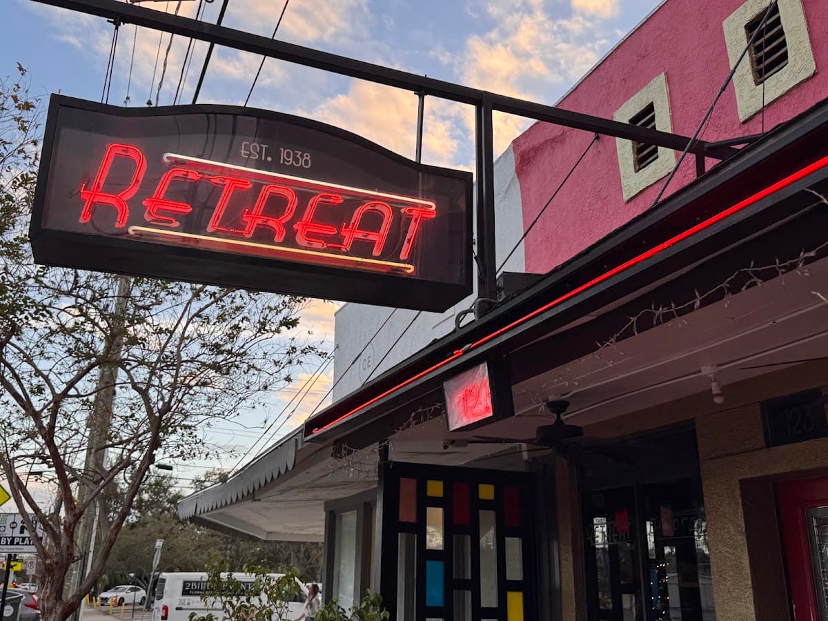 Retreat — Hyde Park, Tampa