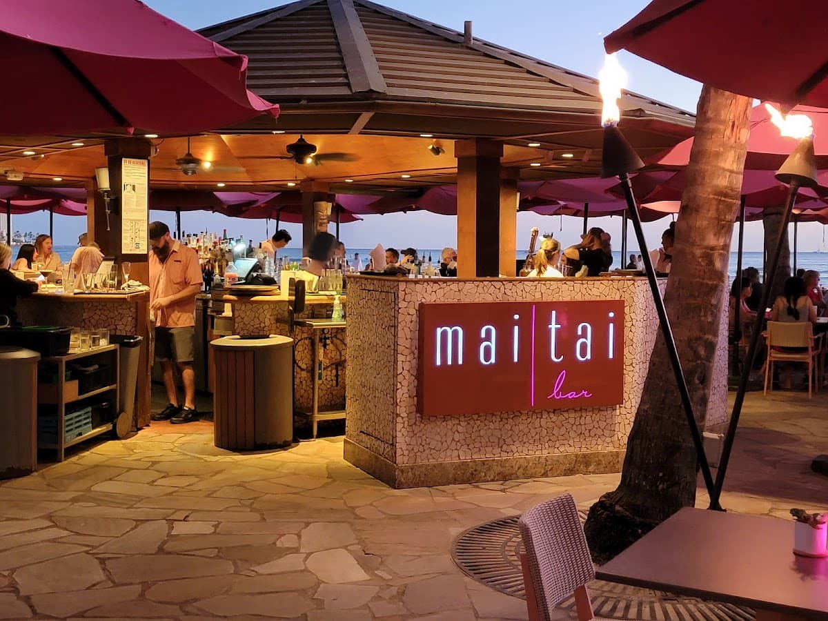 Mai Tai Bar — Waikiki, Honolulu