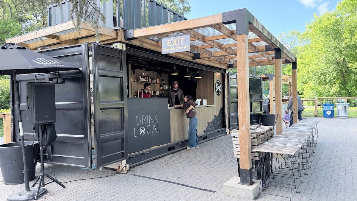 Cargo Bar