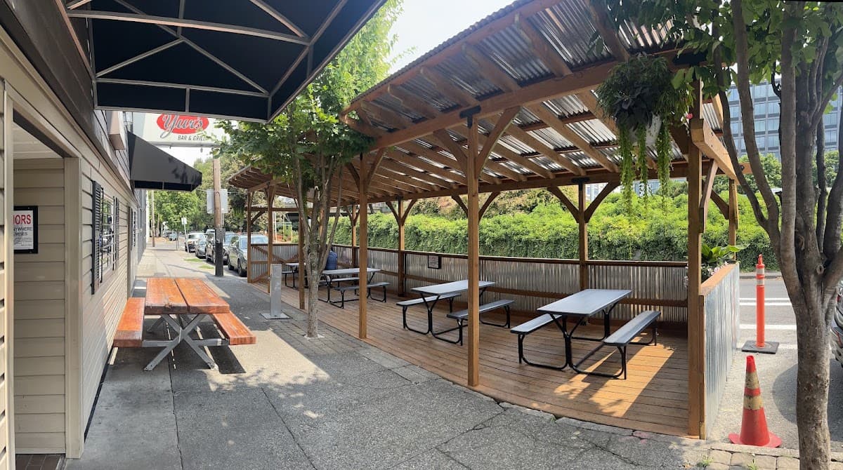 Yur's Bar & Grill — Northwest Portland, Portland