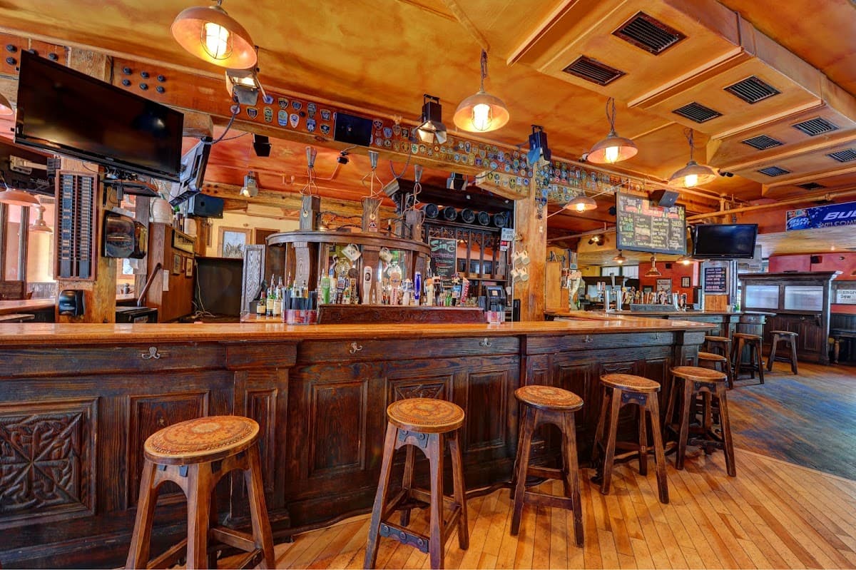 Siné Irish Pub — Shockoe Slip, Richmond