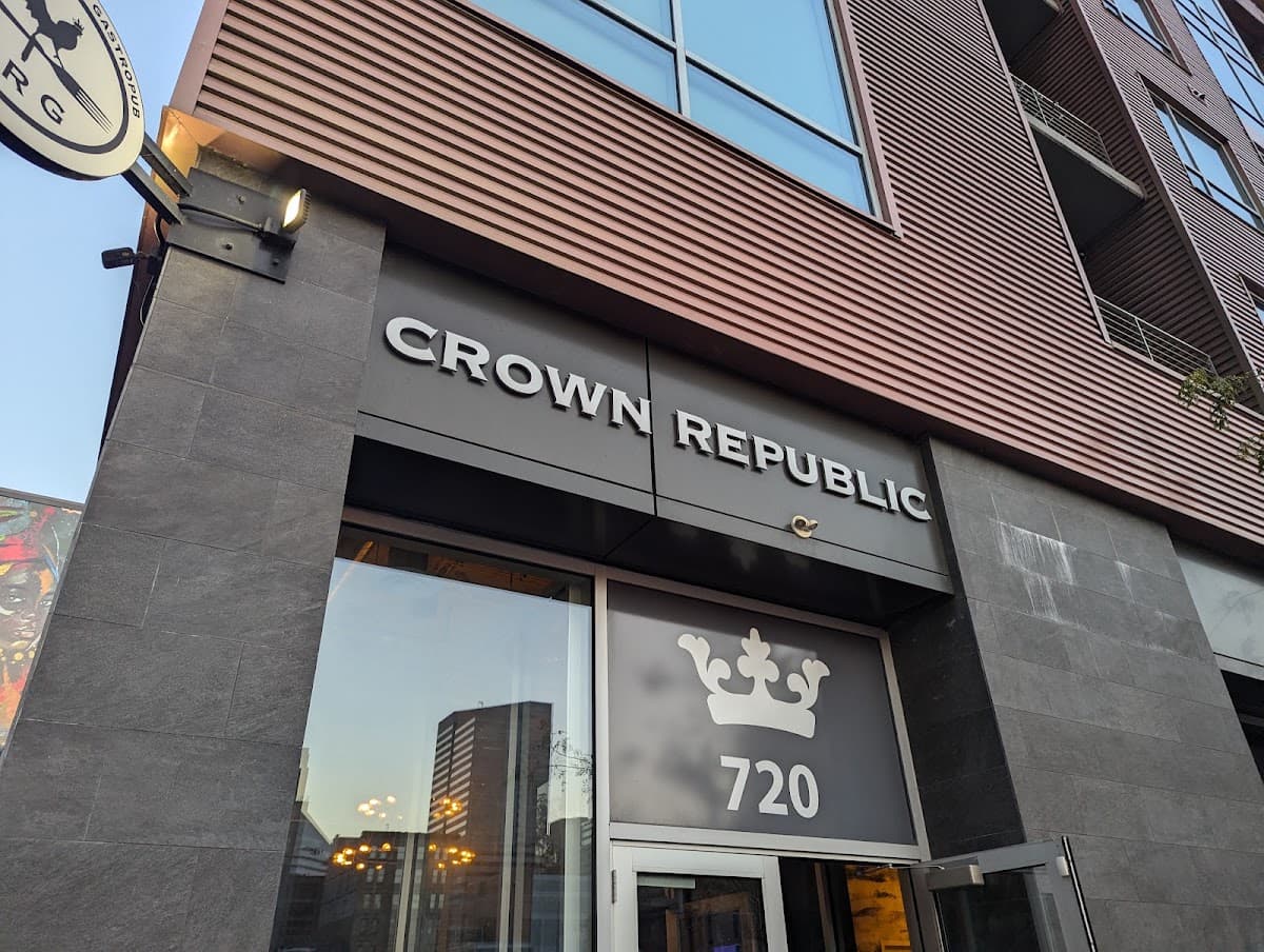 Crown Republic Gastropub