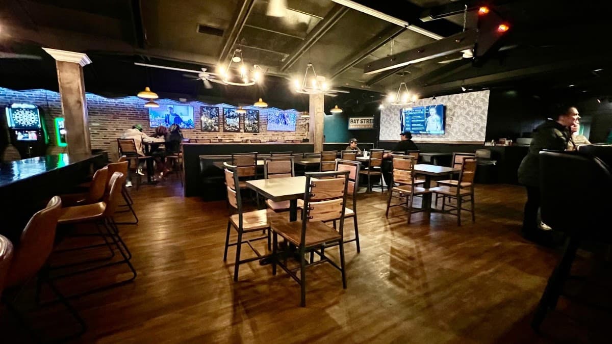 Bay Street Sports Grill