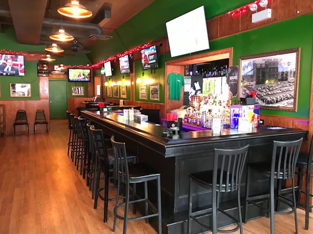 Snickers Bar & Grill — River North, Chicago