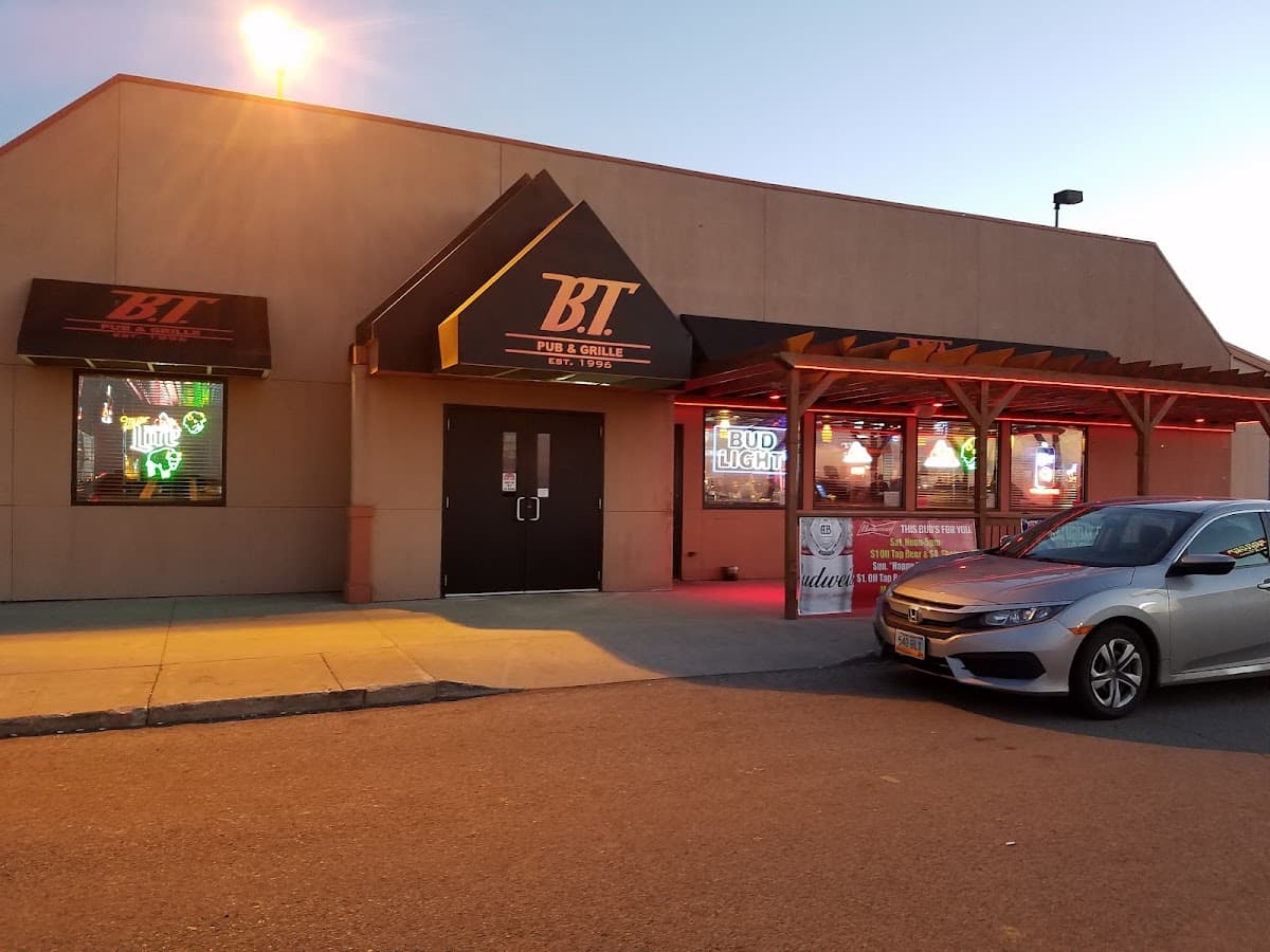 BorderTown Bar & Grill