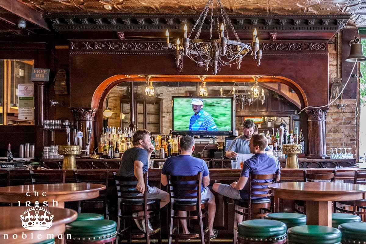 Irish Nobleman Pub — West Town, Chicago
