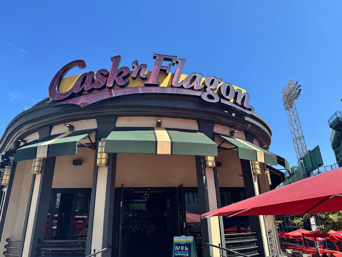 Cask 'N Flagon — West Fens, Boston