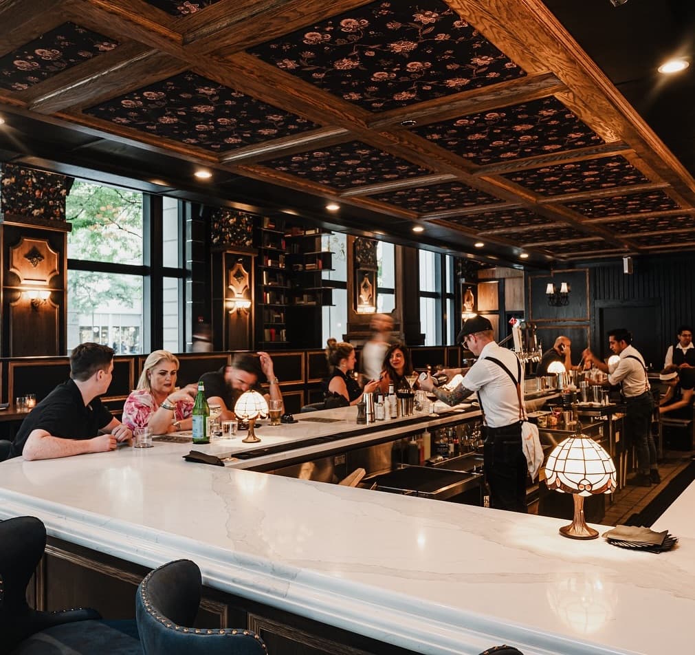 Monarch & Lion, A British Restaurant — Streeterville, Chicago