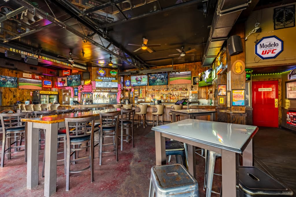 Little Woodrow's Heights — Northside, Houston