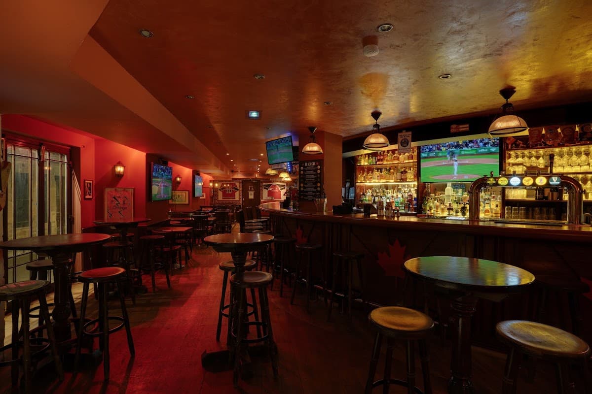 The Great Canadian Pub — Paris
