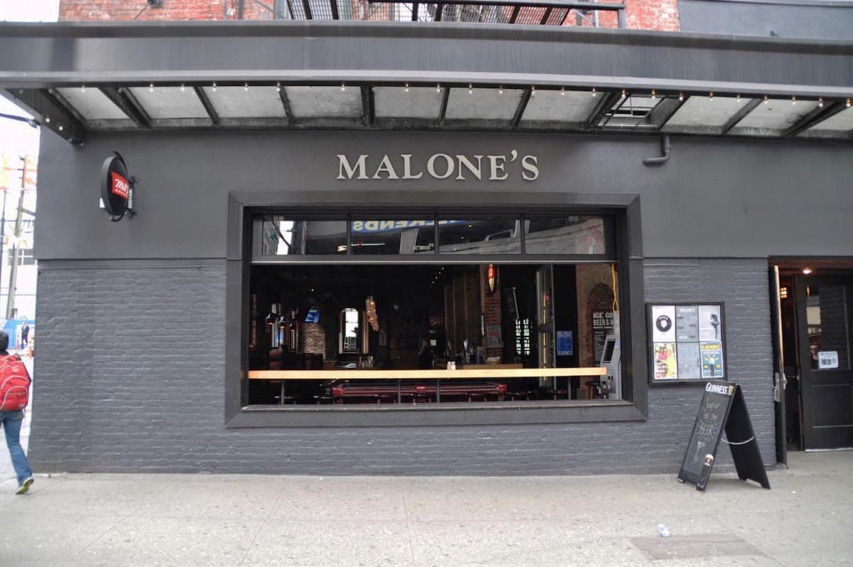 Malone's Taphouse — Central Vancouver, Vancouver
