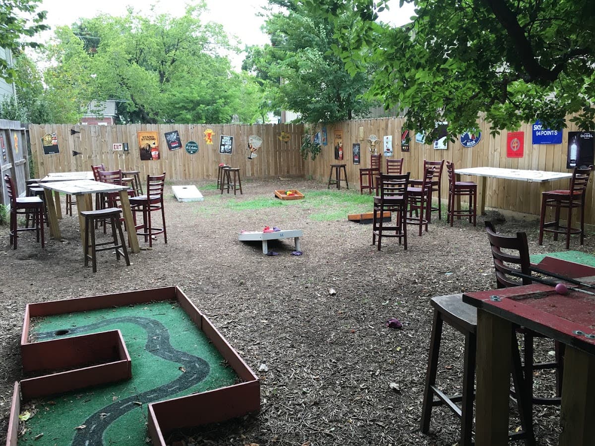 Underdogs Pub — Washington Avenue Coalition / Memorial Park, Houston