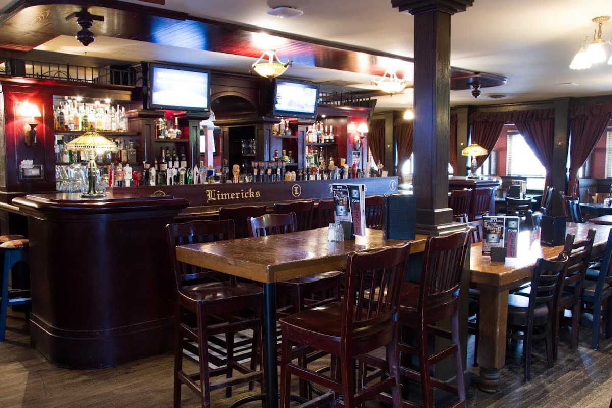 Limericks Traditional Public House — Fairview Industrial, Calgary
