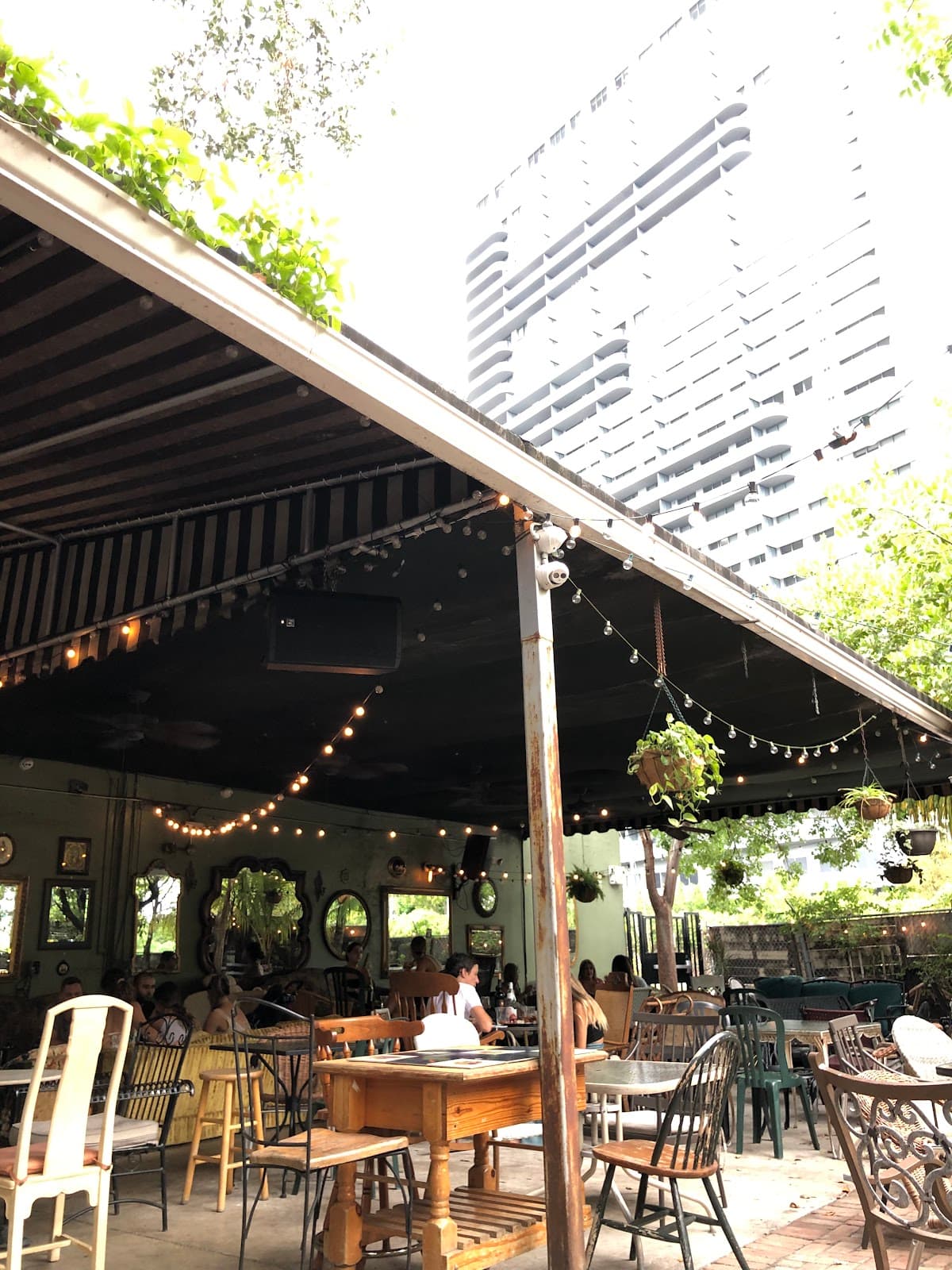 Lagniappe — Edgewater, Miami