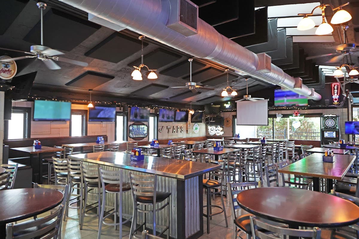 J Taps Sports Bar & Grill — Cincinnati