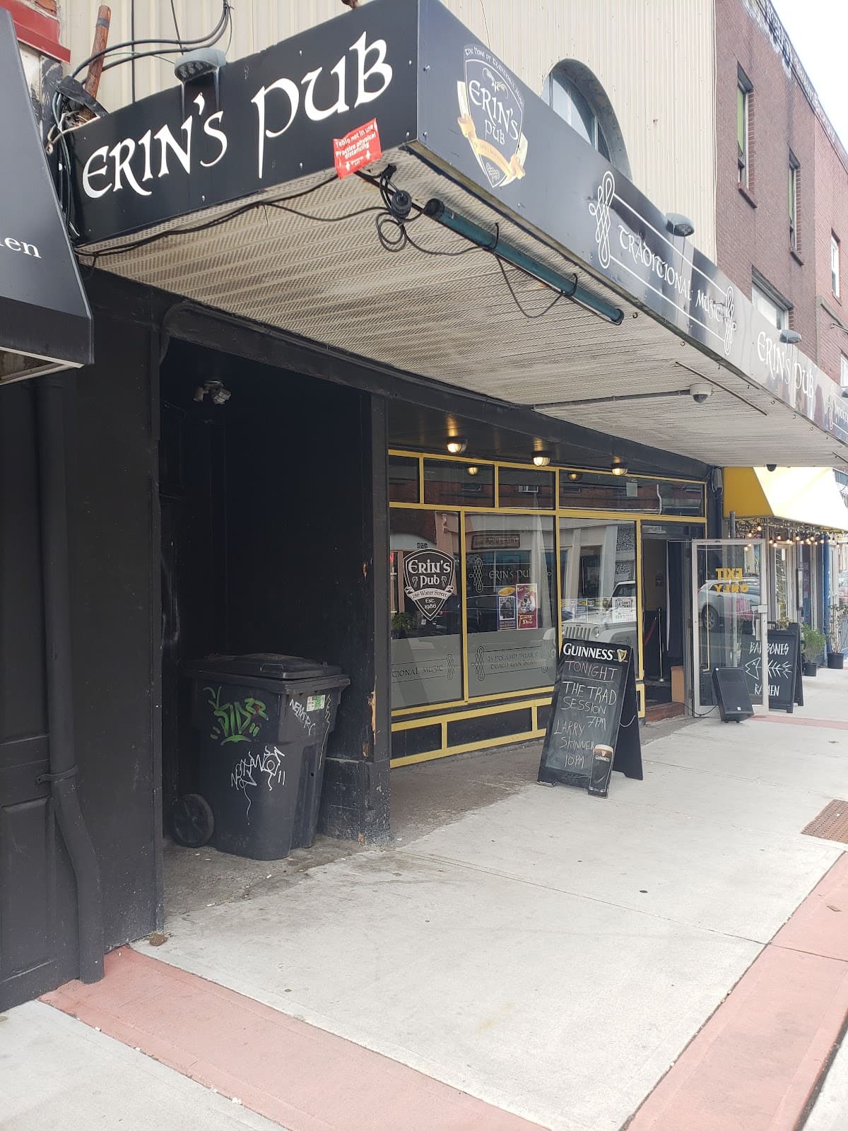 Erin's Pub