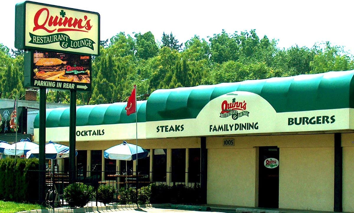 Quinn's - Restaurant & Lounge — Boise Bench, Boise