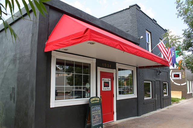 Madra Rua Irish Pub — Park Circle, Charleston