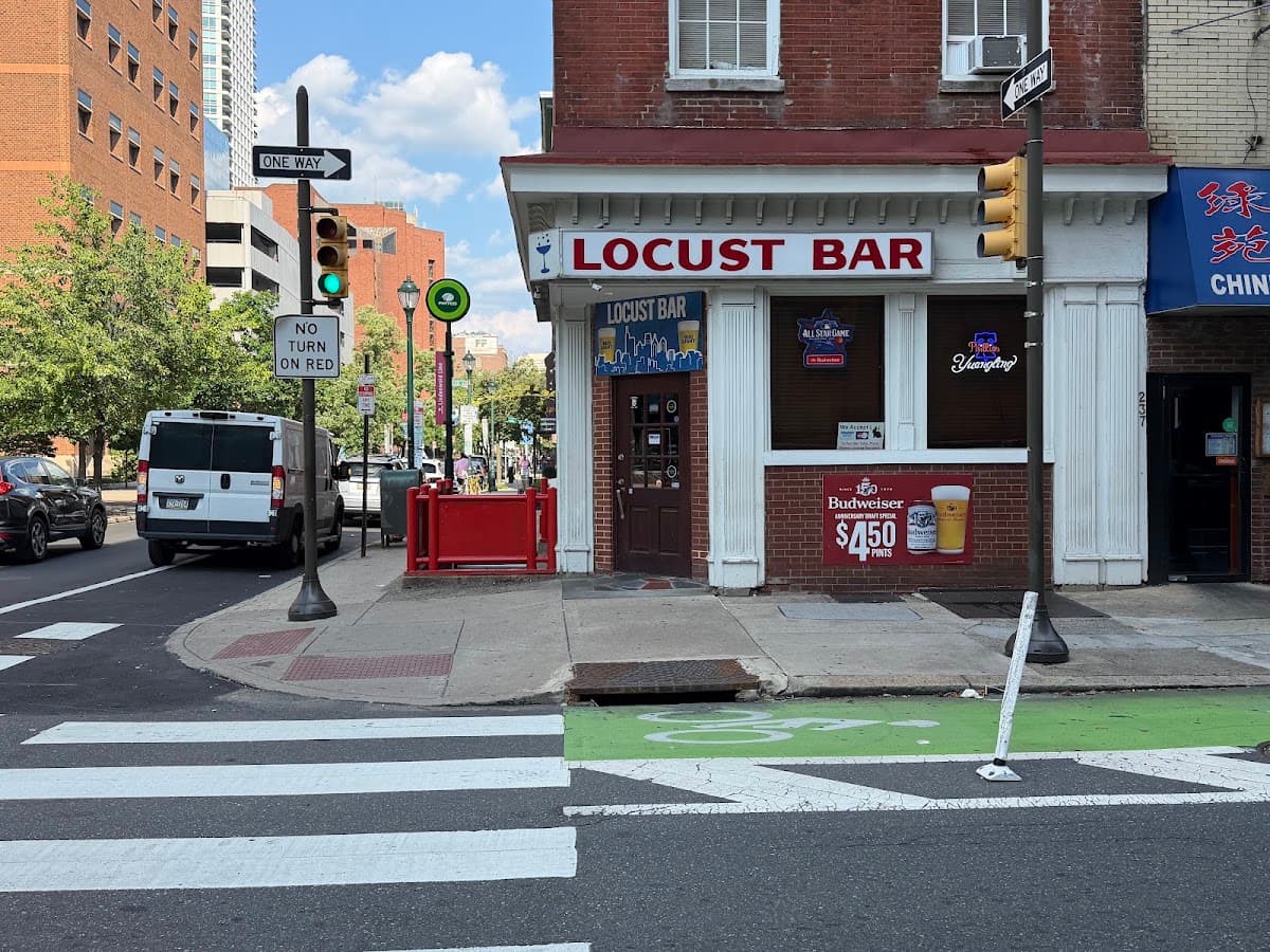 Locust Bar/Club — Washington Square West, Philadelphia