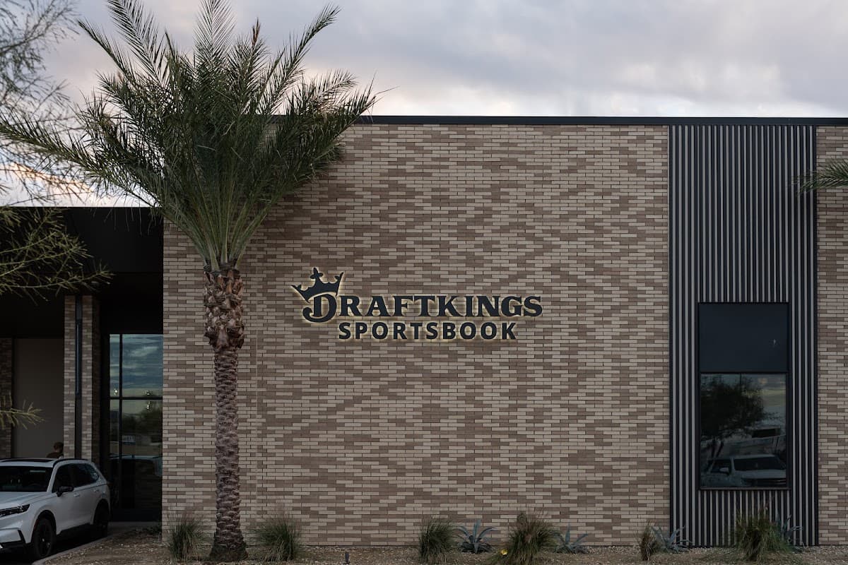 DraftKings Sportsbook at TPC Scottsdale — North Scottsdale, Phoenix