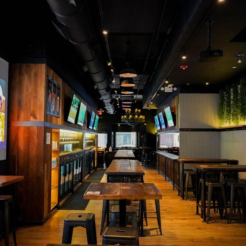 Tap Haus 33 — Manhattan, New York / NJ