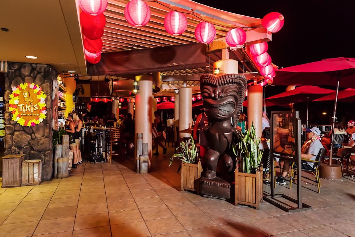Tikis Grill & Bar — Waikiki, Honolulu