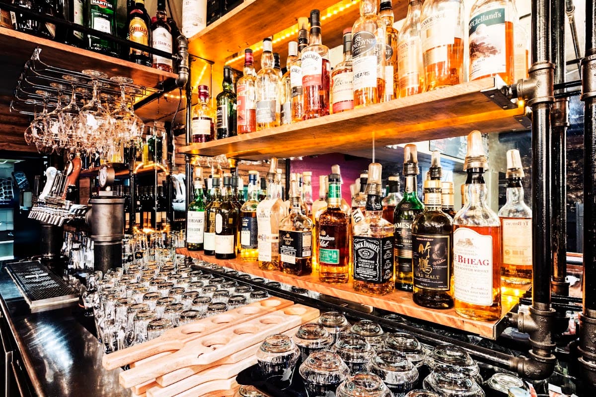 BreWskey Pub — Ville-Marie, Montreal