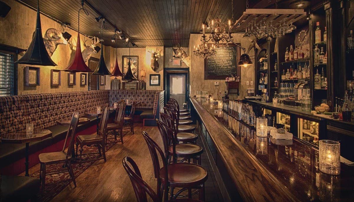 Boone & Crockett — Harbor View, Milwaukee