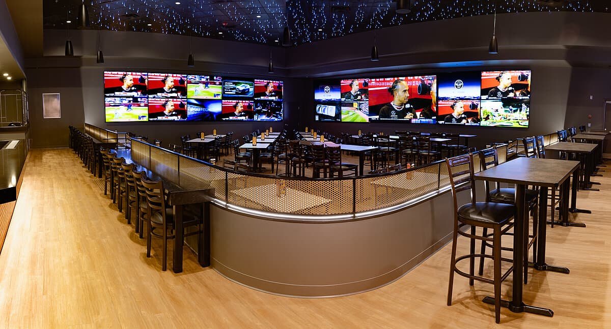 Celly's Sports Bar & Lounge Edmonton