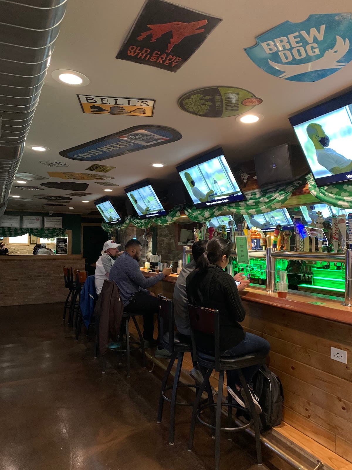 Streeter's Tavern — Rush & Division, Chicago
