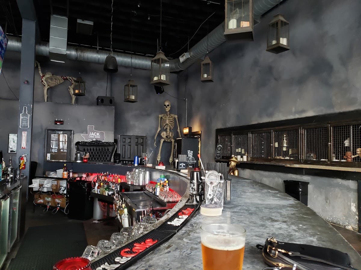 The Dirt Bar — Central Business District, Houston