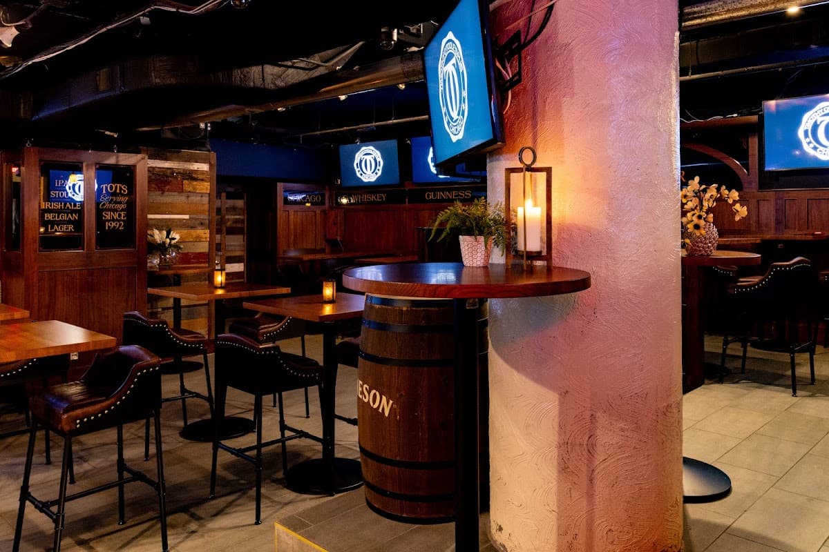 Timothy O'Toole's Pub Chicago — Streeterville, Chicago