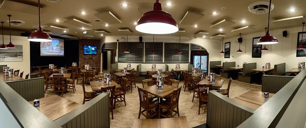 Five Bridges Bar & Grill