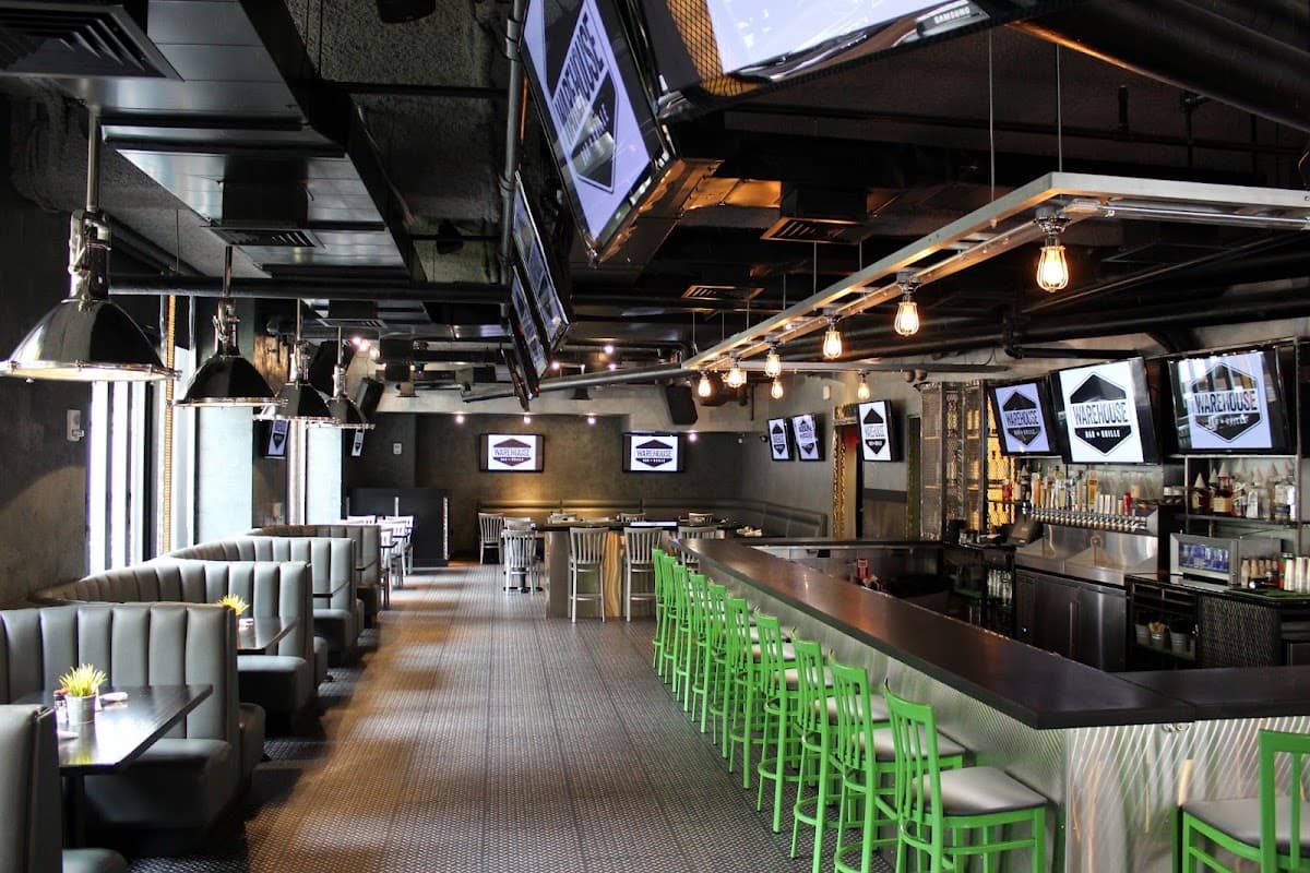 Warehouse Kitchen + Sports Bar — Downtown, Boston