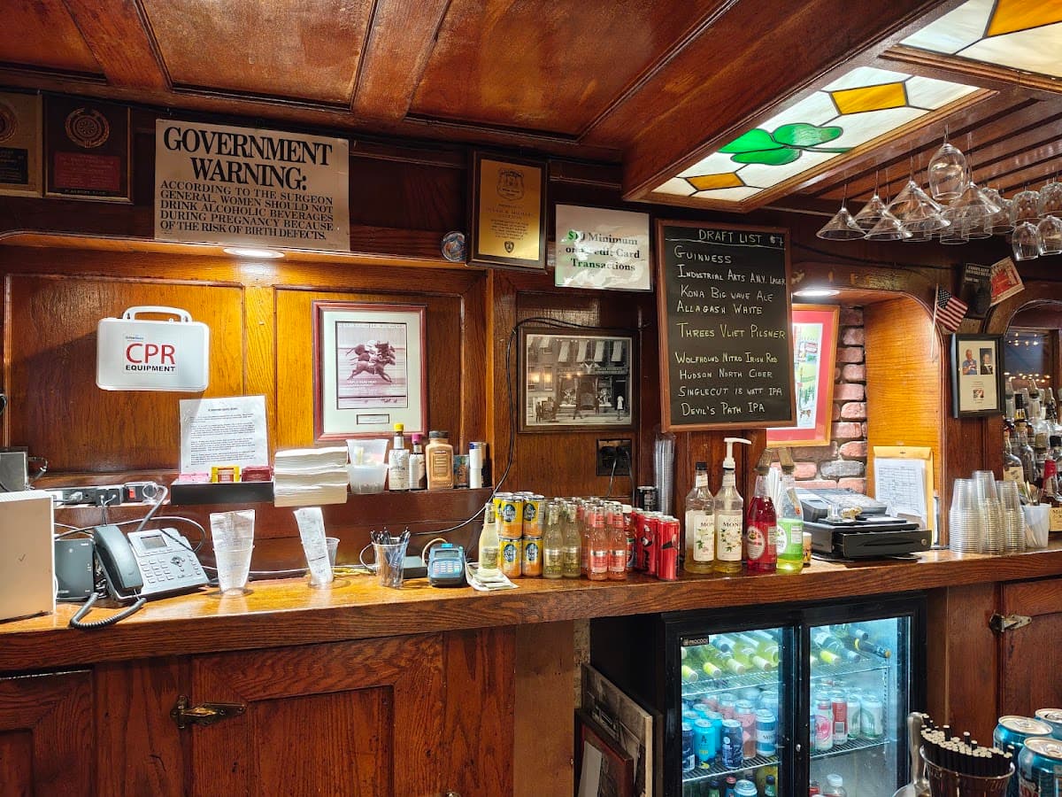 White Horse Tavern - Financial District — Manhattan, New York / NJ