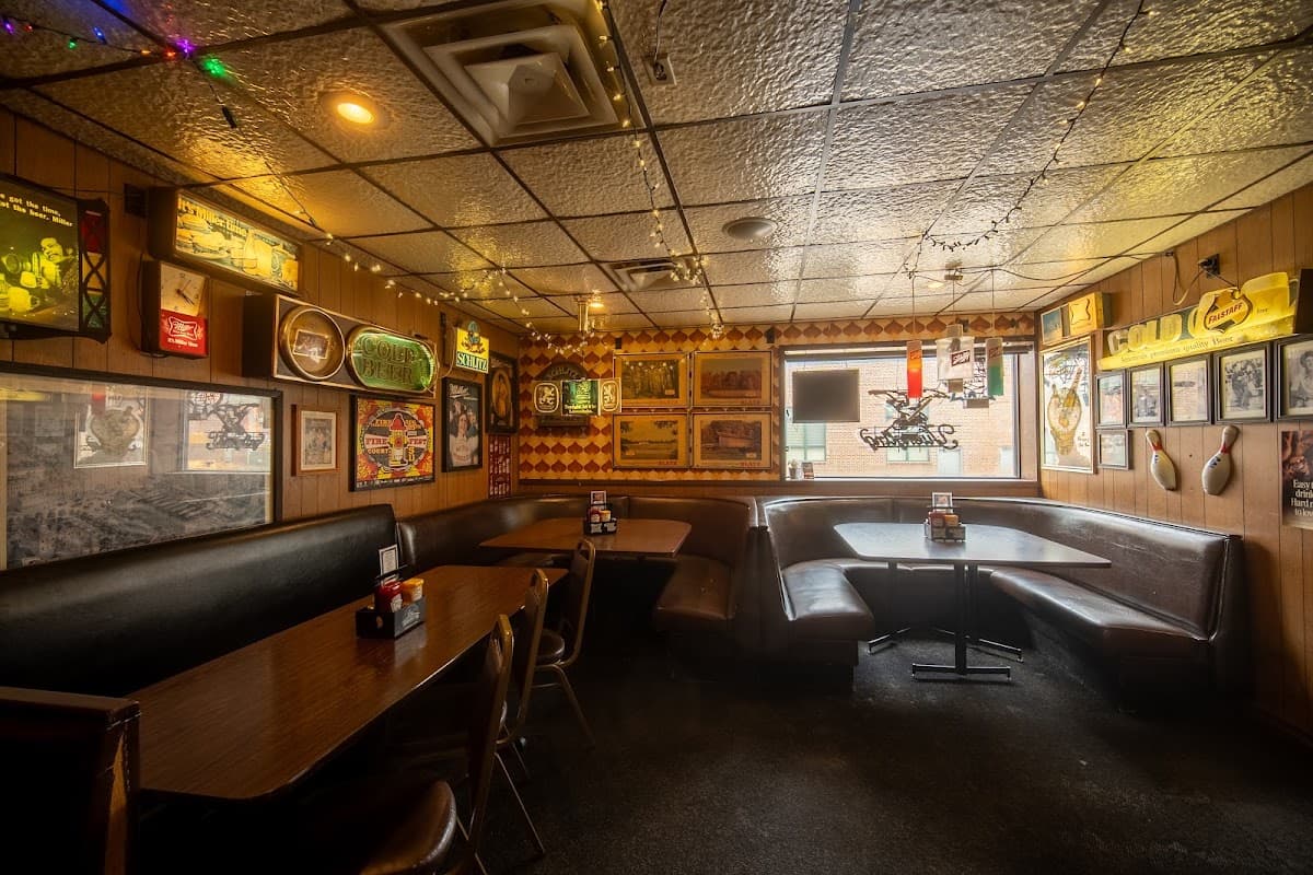 The High Life Lounge — Downtown Des Moines, Des Moines