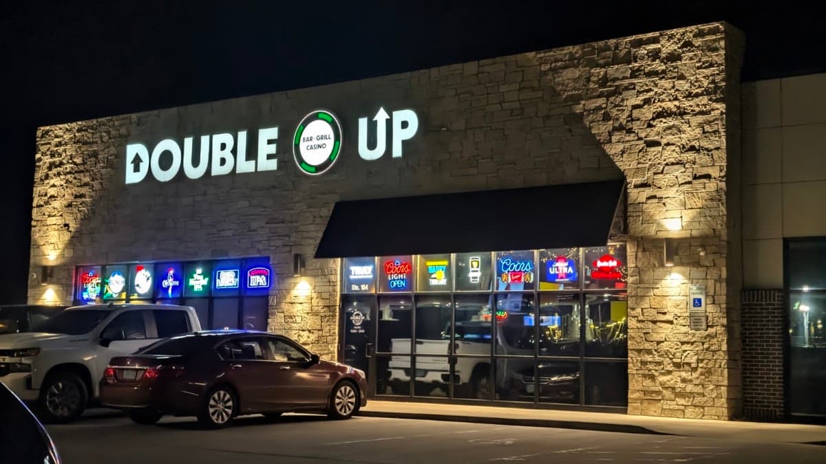 Double Up Bar Grill and Casino