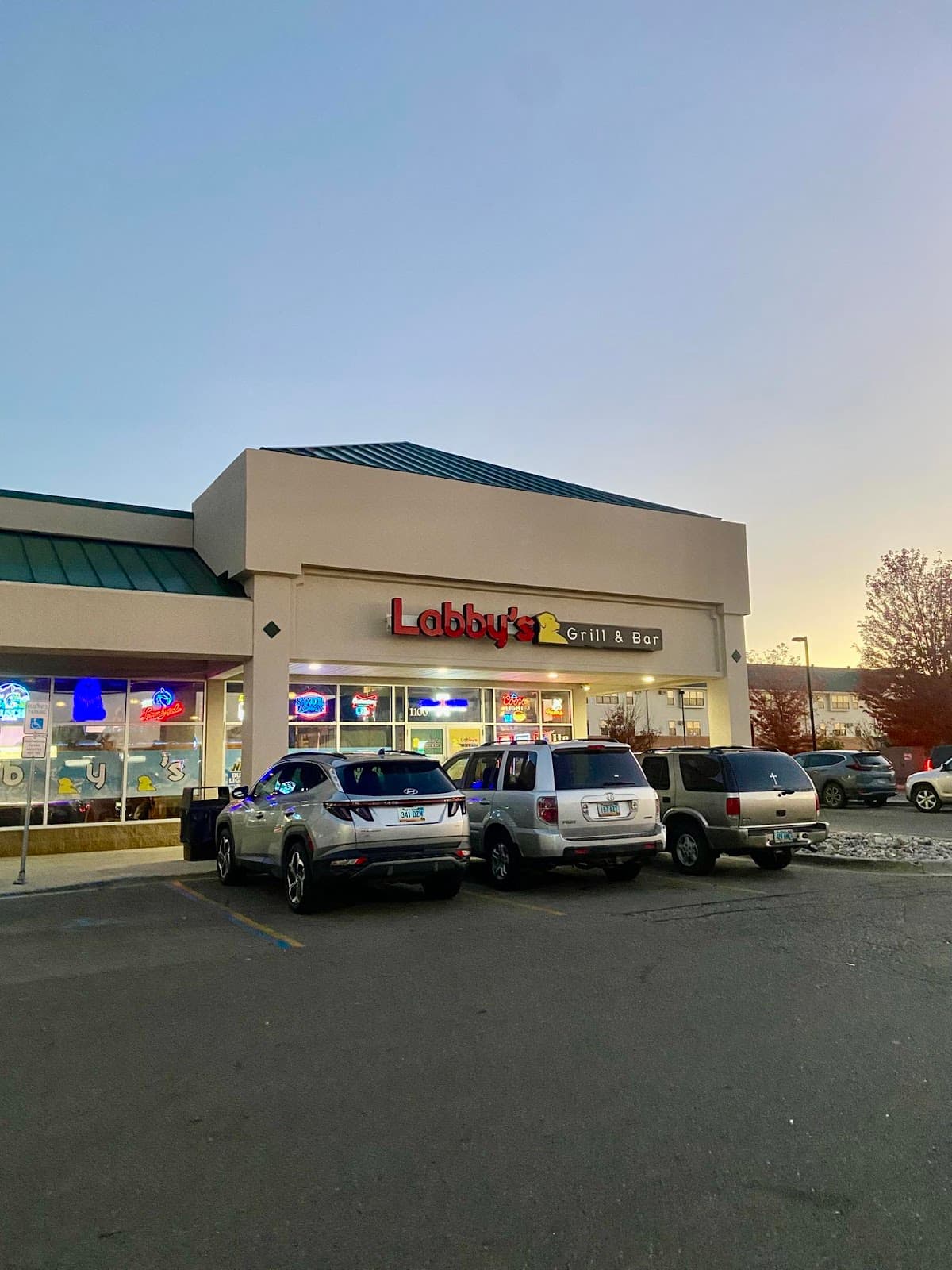 Labby's Grill & Bar
