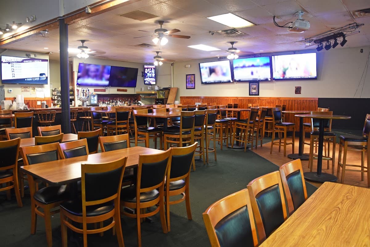 Lillian's Sports Grill — Southwest, Jacksonville
