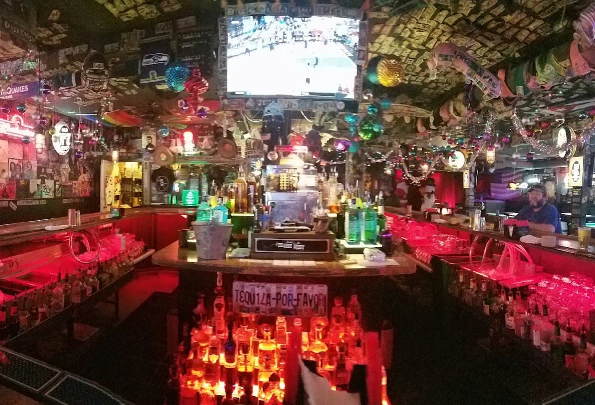Willow Den Public House — Willow Glen, San Jose
