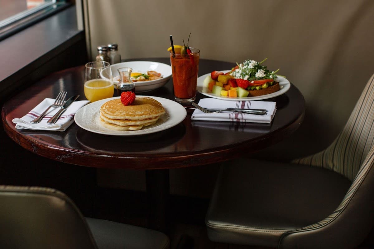 Firefly Bistro & Bar