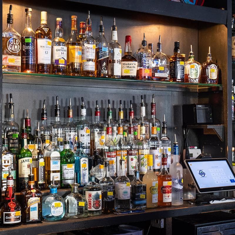 Selwyn Avenue Pub — Barclay Downs, Charlotte