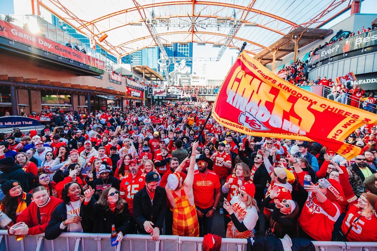 KC Live! — Downtown Kansas City, Kansas City