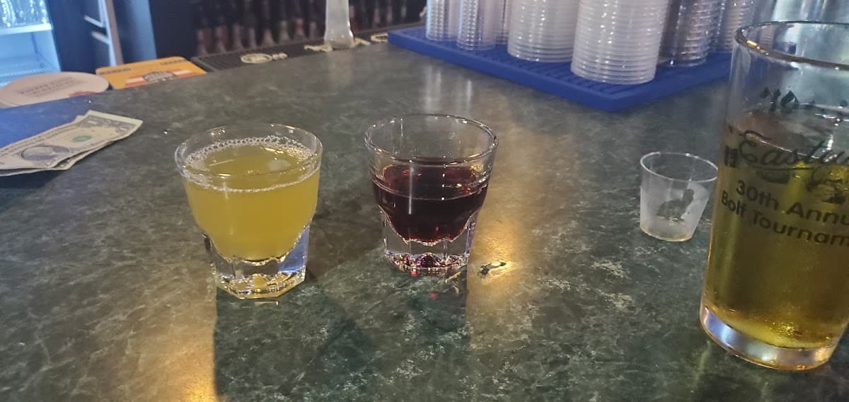 Eastway Sport's Lounge & Grill