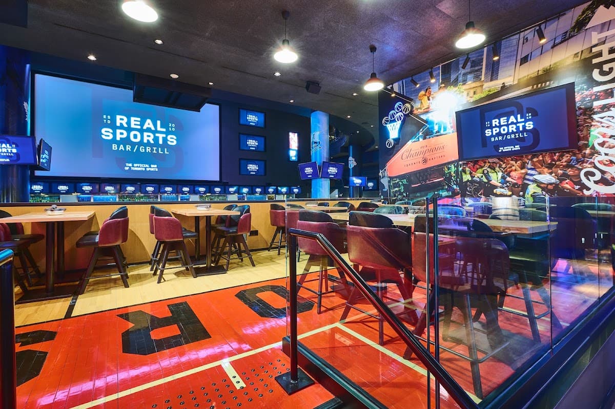 Real Sports Bar & Grill — Old Toronto, Toronto