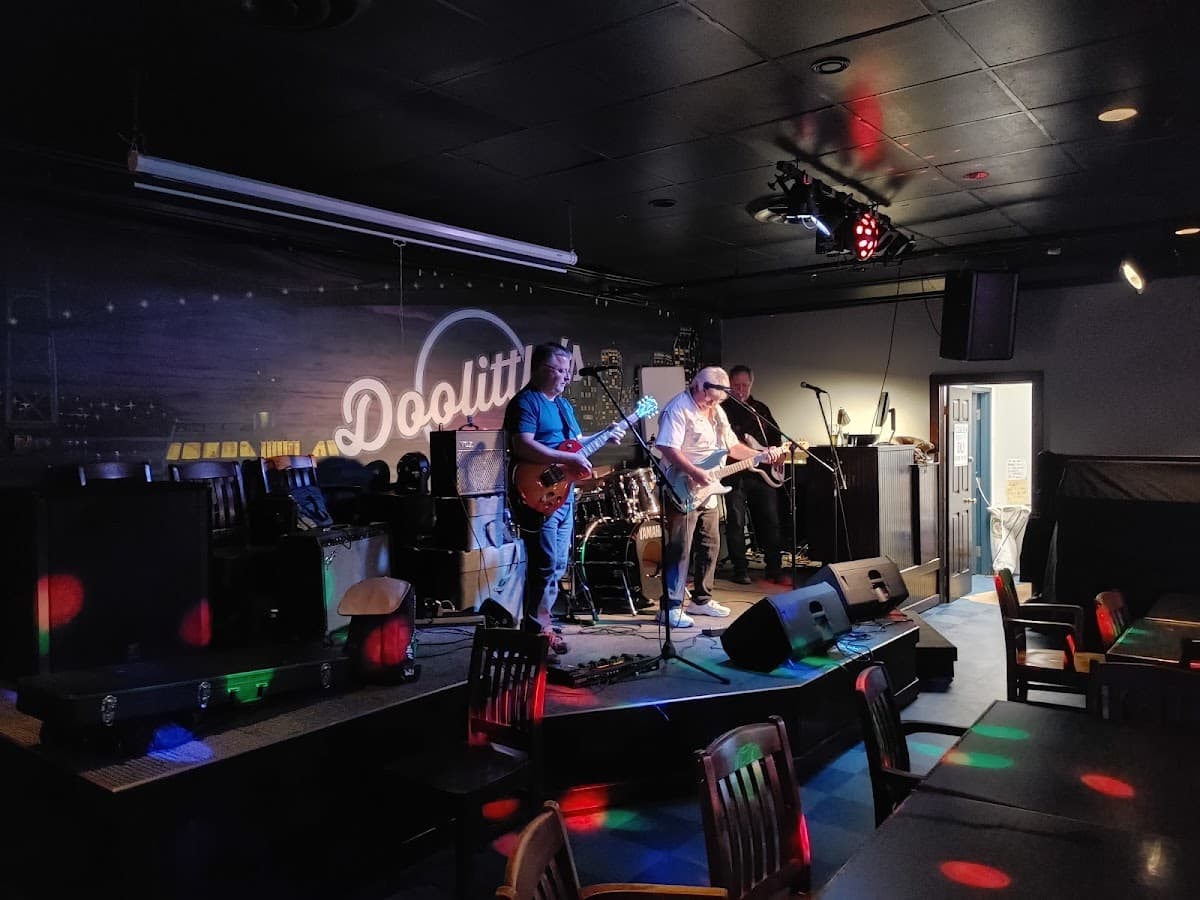 Doolittle's Sports Bar & Grill