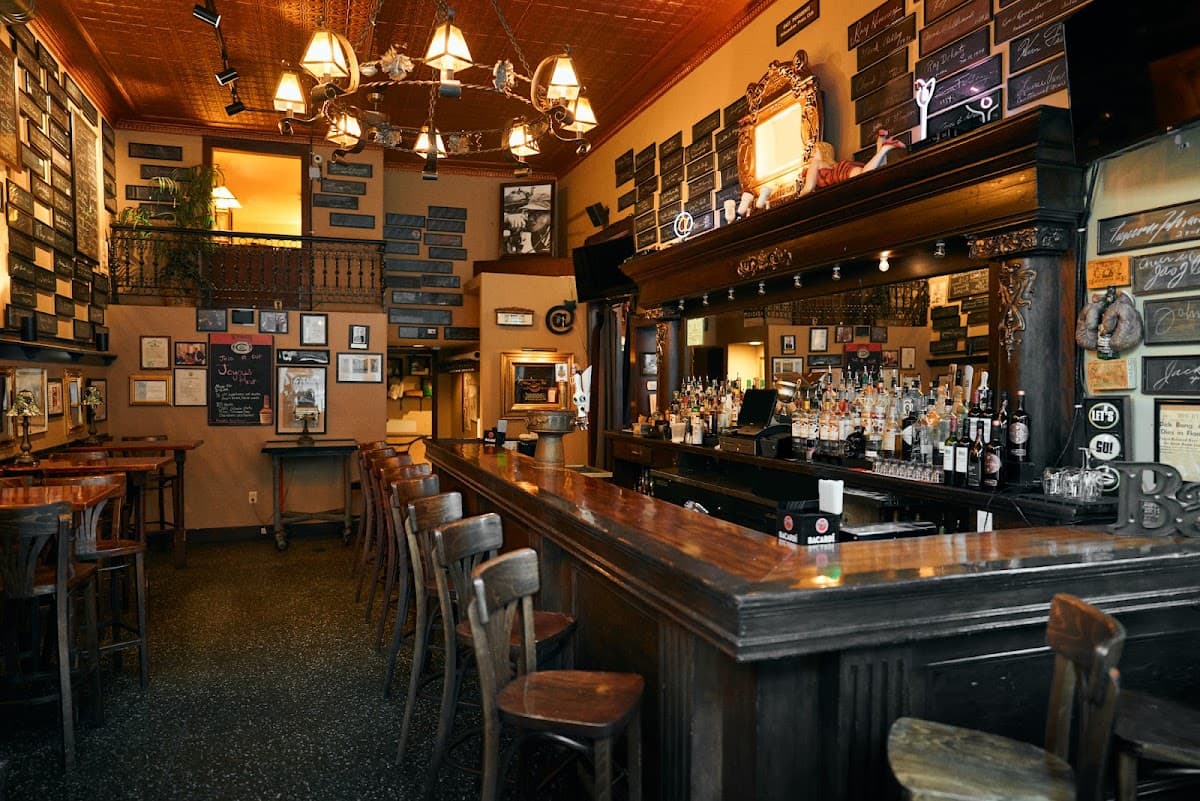 Newsroom Pub — Juneau Town, Milwaukee