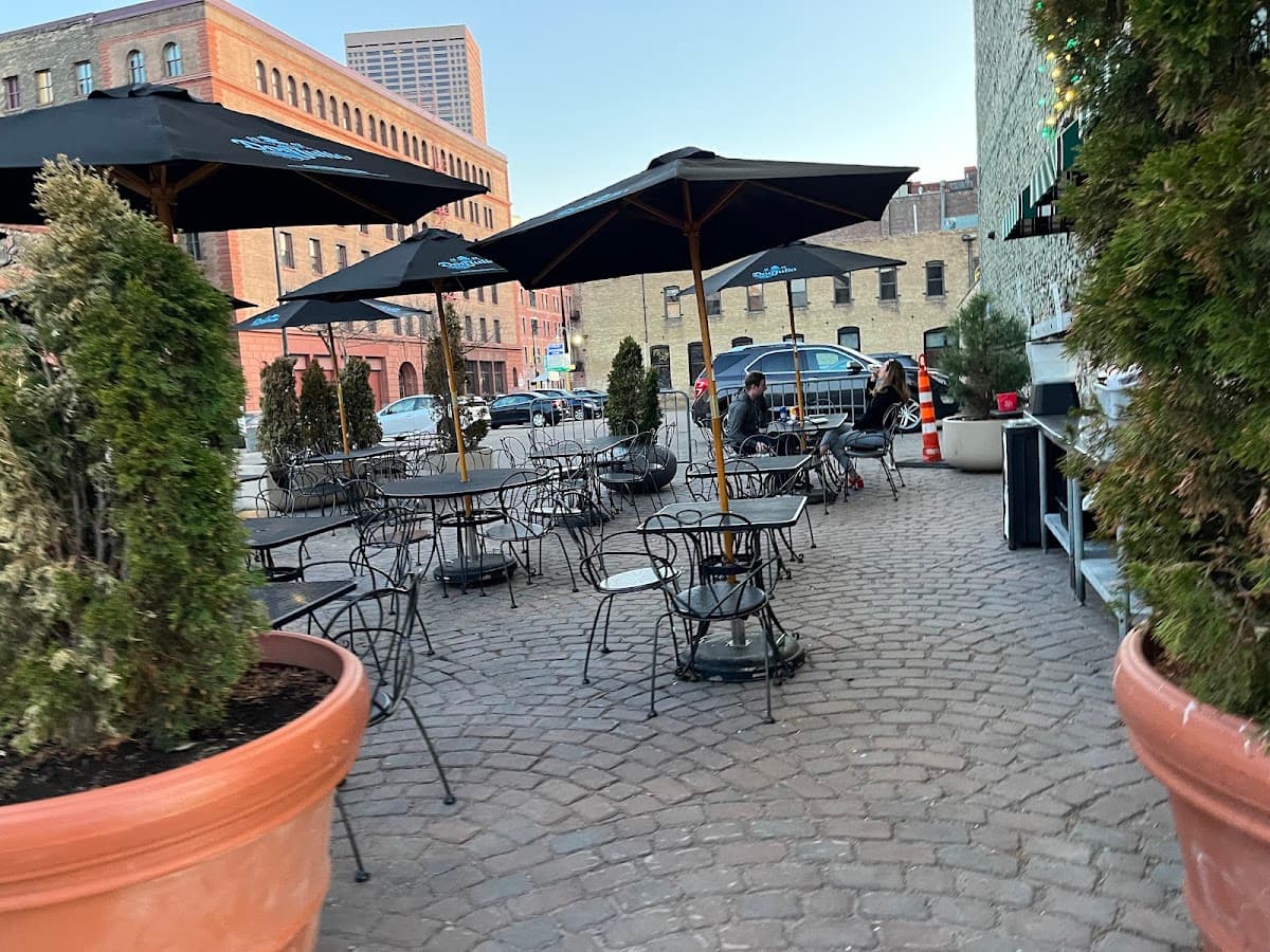 Runyon's — Central Minneapolis, Minneapolis–St. Paul